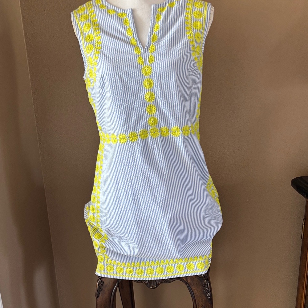 Crown & Ivy ladies size 6 cotton dress $25